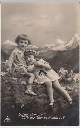 (37651) Foto AK Kinder m. Blumenkorb -Klein aber oho!-, 1928