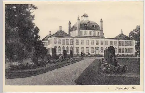 (36879) AK Seeland, Schloss Fredensborg, vor 1945