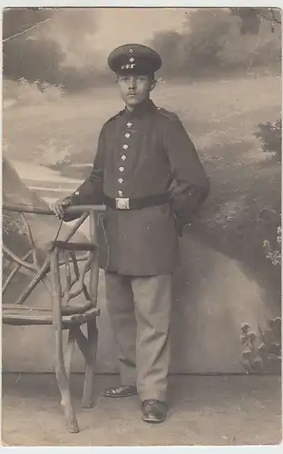 (35738) Foto AK 1.WK Portrait Soldat, Feldpost aus Feuerbach (B.-W.) 1916