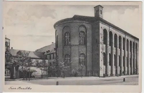 (32565) AK Trier, Basilika, 1943