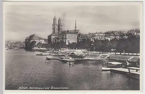 (32332) Foto AK Zürich, Sonnenquai u. Großmünster, 1928