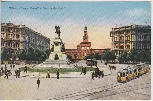 (32295) AK Mailand, Milano, Largo Cairoli mit Garibaldi-Denkmal, vor 1945