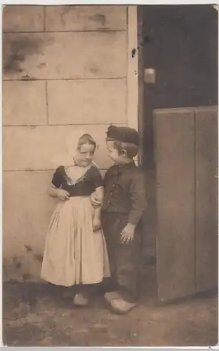 (31303) AK Niederländer Kinder in Holzpantinen, 1912