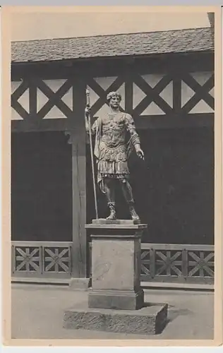 (29888) AK Kastell Saalburg, Statue des Kaisers Hadrian 1920er