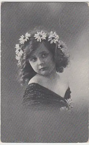 (29655) AK Poträt Mädchen mit Blumenkopfschmuck 1912