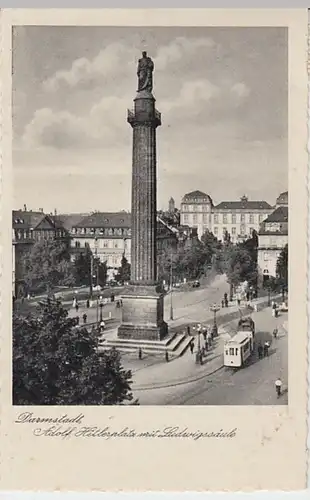 (27596) AK Darmstadt, Platz mit Ludwigssäule 1940