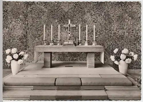 (26794) Foto AK Berlin, Kaiser-Friedrich-Gedächtniskirche, Altar, n. 1945