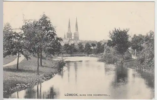 (25715) AK Lübeck, Blick vom Dükerkanal, Dom, vor 1945
