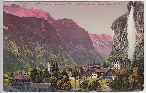 (25467) AK Lauterbrunnen, Ortsansicht, Staubbach, Jungfrau, vor 1945