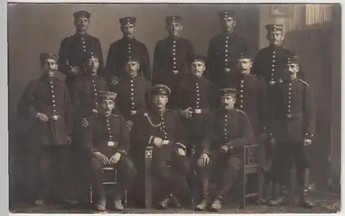(24938) Foto AK Militaria, Marburg, Lahn, Soldaten, Gruppenbild 1915