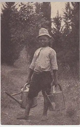 (22810) AK Afrikanischer Junge mit zwei Gießkannen, Feldpost 1914