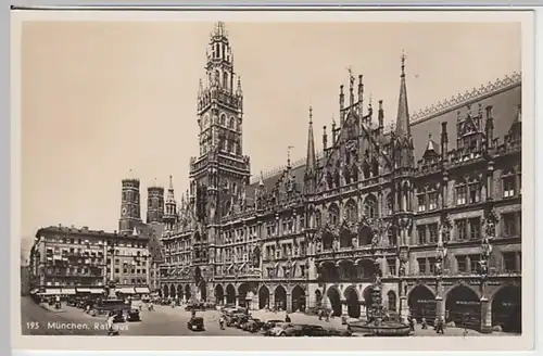 (21091) Foto AK München, Marienplatz, Neues Rathaus, vor 1945