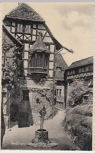 (20024) AK Eisenach, Wartburg, Burghof, Brunnen, vor 1945