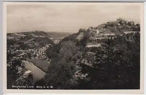 (19915) Foto AK Burg an der Wupper, Ortsansicht mit Schloss 1934