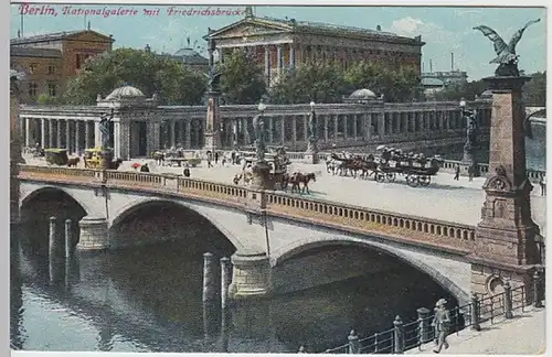 (19108) AK Berlin, Nationalgalerie, Friedrichsbrücke, Feldpost 1915