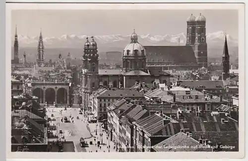 (18628) Foto AK München, Blick von Ludwigskirche auf Stadt 1953