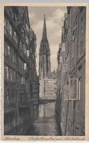 (18517) AK Hamburg, Steckelhörnfleet u. Nikolaikirche 1943