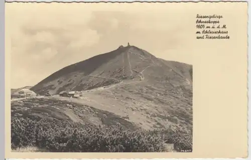 (18451) Foto AK Riesengebirge, Schlesierhaus u. Riesenbaude, vor 1945