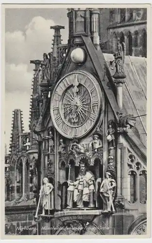 (17593) AK Nürnberg, Männleinlaufen a.d. Frauenkirche 1941