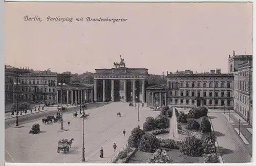 (17531) AK Berlin, Pariser Platz, Brandenburger Tor, Feldpost 1916