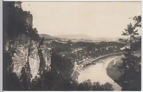 (17330) Foto AK Sächs. Schweiz, Bastei mit Rathen u. Elbtal, gel. 1929