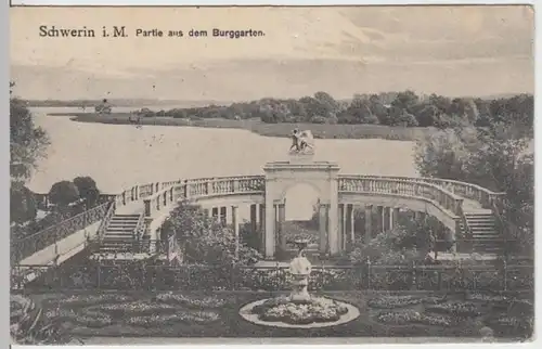 (16321) AK Schwerin, Meck.-Vor., Burggarten 1916