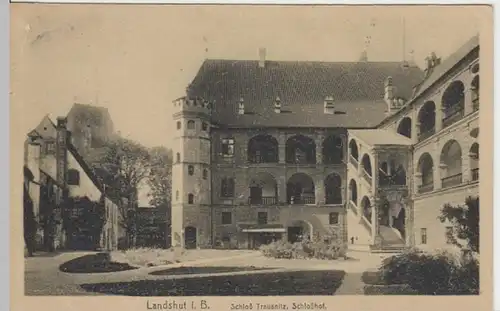 (15358) AK Landshut, Bay., Schloss Trausnitz, Schlosshof, vor 1945