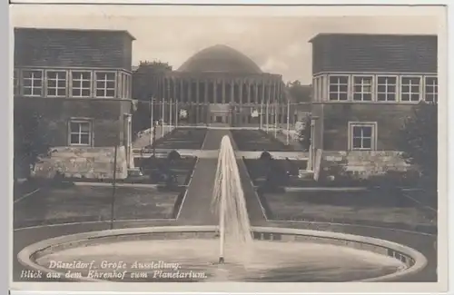 (11241) AK Düsseldorf, Ehrenhof, Planetarium zur Großen Ausstellung 1926