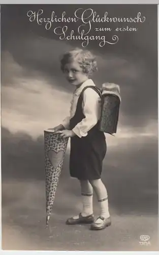 (11137) AK Schulanfang, Mädchen mit Zuckertüte 1927