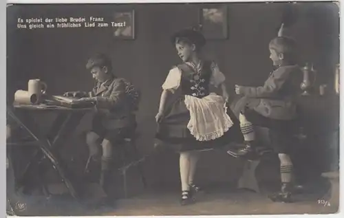 (11611) Foto AK Kinder, Es spielet der liebe Bruder Franz 1907