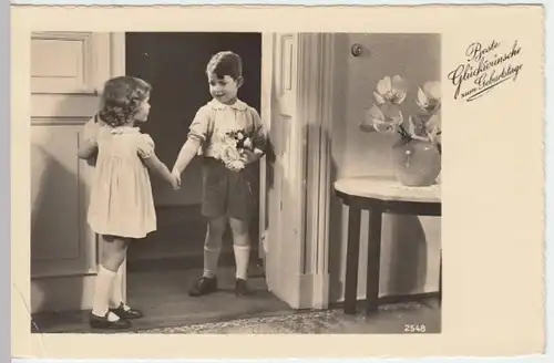 (6101) Foto AK Geburtstag, Kinder, Blumen, Feldpost 1940