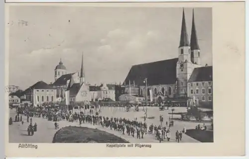 (2775) AK Altötting, Kapellplatz mit Pilgerzug 1933