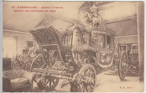 (3389) AK Versailles, Frankr., Grand Trianon, Kutschen, vor 1945