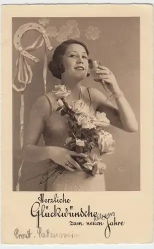 (3341) AK Neujahr, Dame, Rosen, Sekt, Hufeisen, Klee, vor 1945