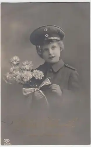 (2474) AK Namenstag, Junge in Uniform mit Nelken 1916