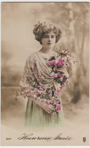 (2307) AK Neujahr, Junge Frau mit Blüten 1913