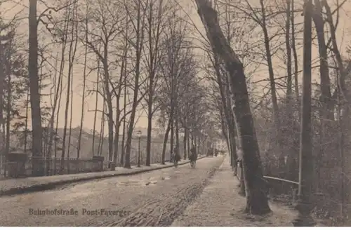 (1257) AK Pontfaverger-Moronvilliers, Bahnhofstraße, Feldpost 1916