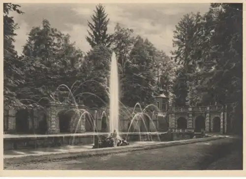 (999) AK Bayreuth, Eremitage, Gr. Grotte mit Bassin