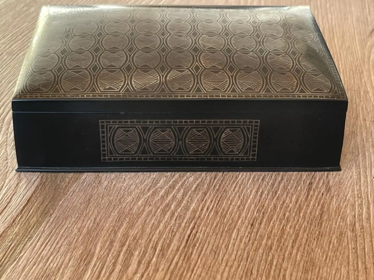 Antike indische Schmuckschatulle Bidriware mit Intarsien aus Silberdraht 1920er 1