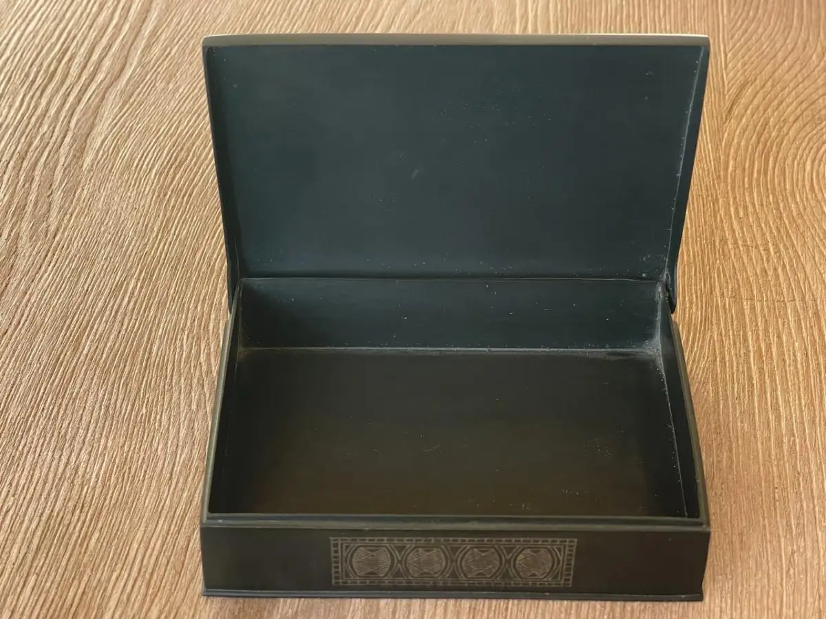 Antike indische Schmuckschatulle Bidriware mit Intarsien aus Silberdraht 1920er 6