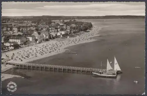 Ostseebad, Niendorf, Luftbild, Strand und Bootssteg - 412349