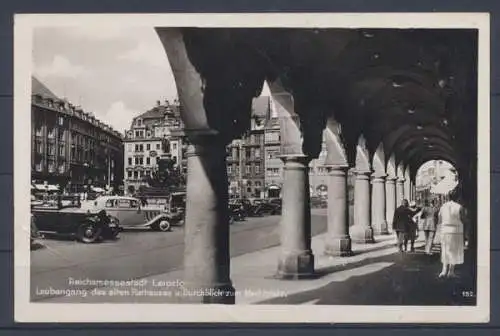 Leipzig, Reichsmessestadt, Laubengang des alten Rathauses u. Durchblick zum Marktplatz - 402780