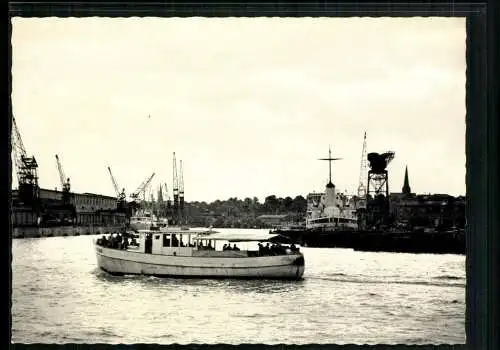 Lübeck, Partie am Hafen - 413003