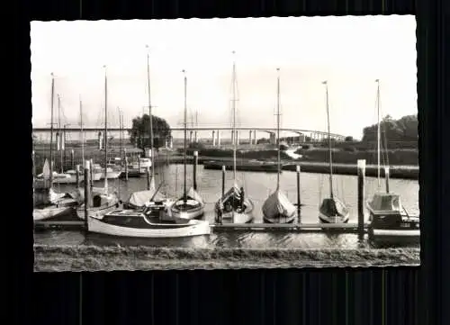 Itzehoe, Neue Störbrücke mit Seglerhafen - 415772