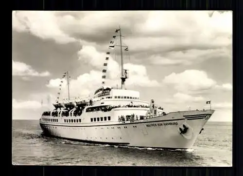 "Wappen von Hamburg" auf der Fahrt nach Helgoland - 415546