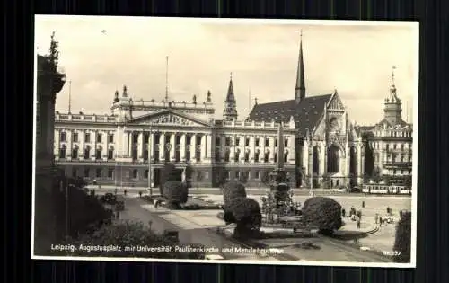 Leipzig, Augustusplatz mit Uni, Paulinerkirche und Mendebrunnen - 416786