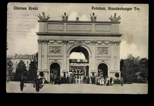 Potsdam, Brandenburgertor, Eisernes Kreuz - 419850