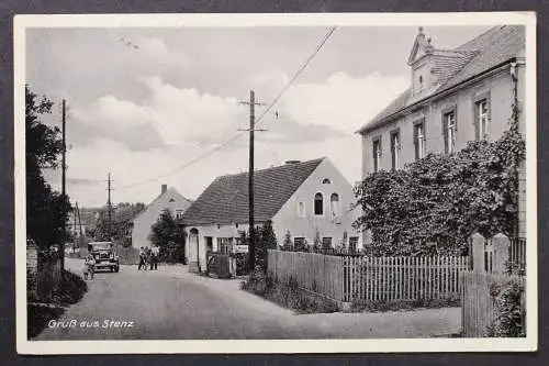 Königbrück / Stenz, Straße, Häuser und ein Auto - 422955