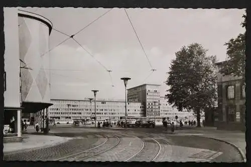 Mönchengladbach, Bahnhofsvorplatz mit Haus Westland - 423323