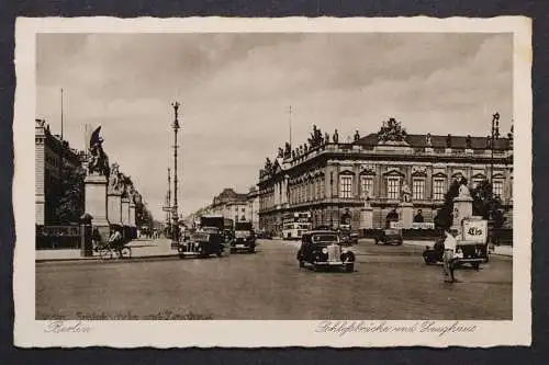 Berlin, Schloßbrücke und Zeughaus - 422995